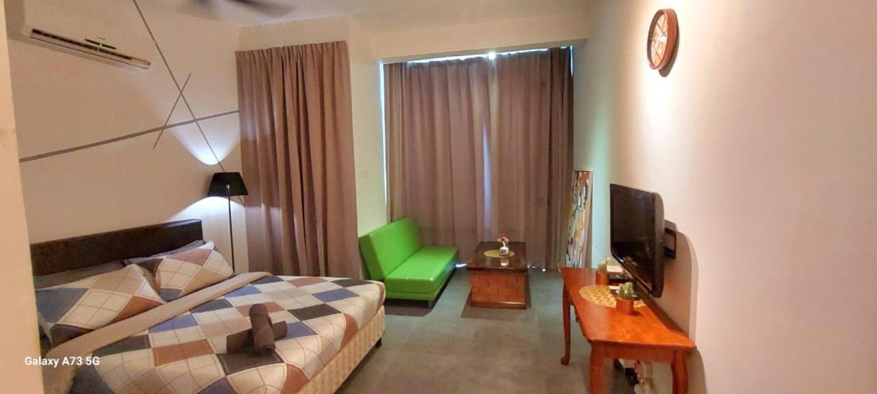 Maya Empire Studio Kampong Bukit Lanjan ภายนอก รูปภาพ